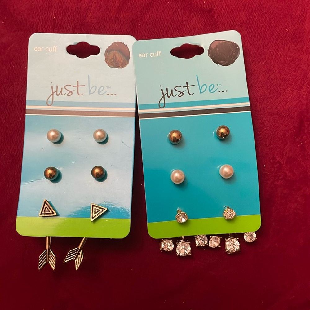 2 sets of earrings